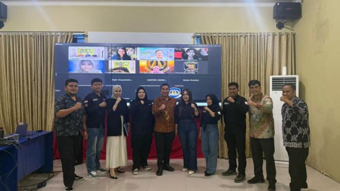 lomba esai